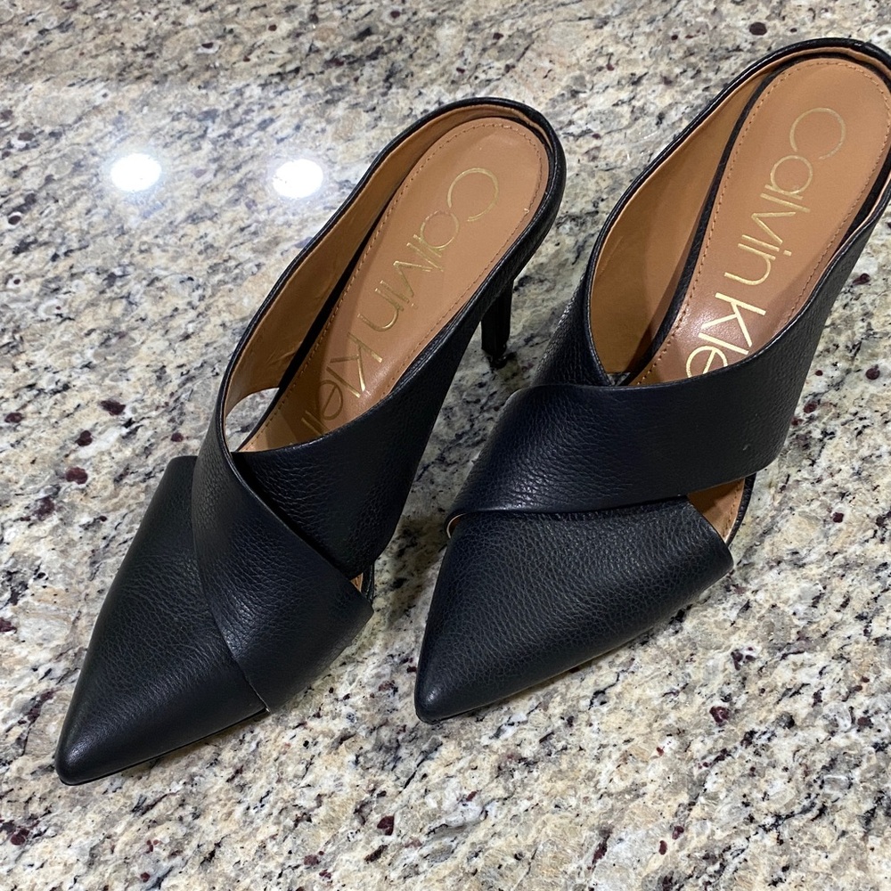 Calvin Klein Women's black leather mule heels